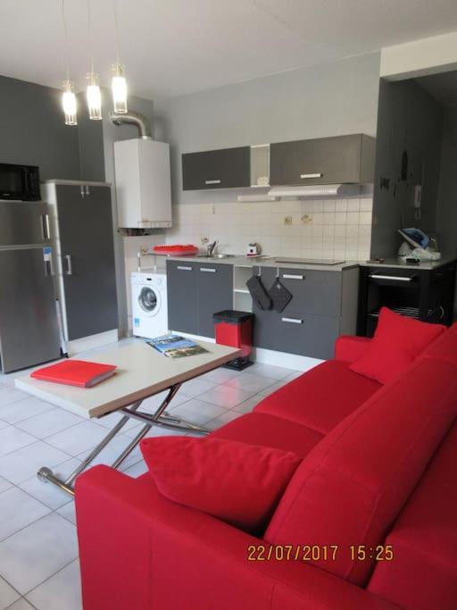 T2 Centre Ville, Wifi, Parking Beziers Luaran gambar
