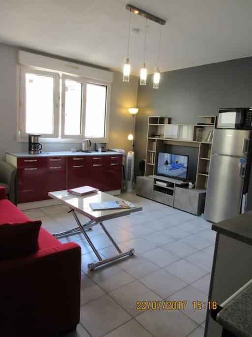 T2 Centre Ville, Wifi, Parking Beziers Luaran gambar